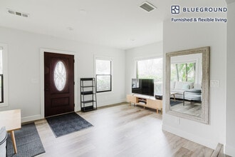 251 Middlefield Rd in Palo Alto, CA - Building Photo - Building Photo