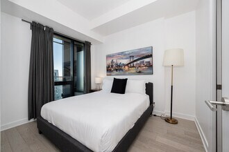 955 Rue Lucien-L'Allier in Montréal, QC - Building Photo - Building Photo