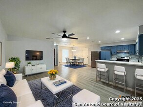 6231 Linus St in San Antonio, TX - Building Photo - Building Photo