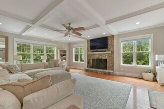 159 Walpole St in Dover, MA - Building Photo - Building Photo