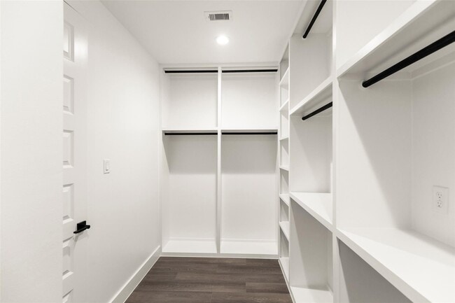 property at 1509 E 31st St