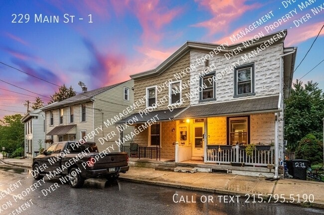 229 S Main St in Spring City, PA - Building Photo - Building Photo