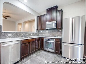 9939 Balboa Ave in San Antonio, TX - Building Photo - Building Photo