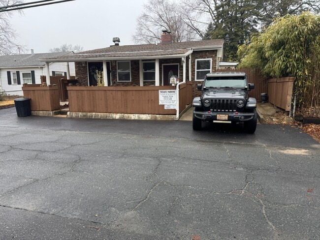 1304 2nd Rd in Middle River, MD - Building Photo - Building Photo