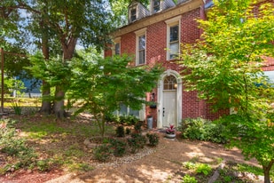 806 Oakwood St in Jackson, MS - Building Photo