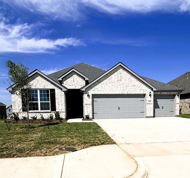 property at 4349 Noble Ln
