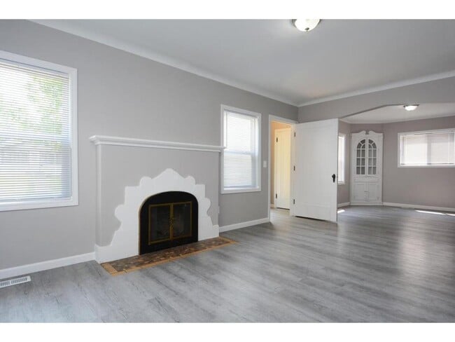 3731 N Sheridan Ave in Minneapolis, MN - Building Photo - Building Photo