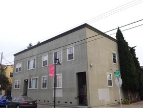 445 40th St in Oakland, CA - Building Photo - Building Photo