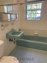 2 Viking Ct in Arlington, MA - Building Photo - Building Photo