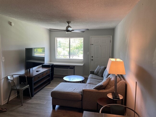 403 Hayden Rd in Tallahassee, FL - Building Photo - Building Photo