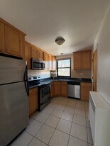 7320 1/2 N Ridge Blvd in Chicago, IL - Building Photo