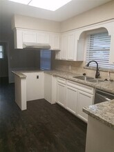 230 Blue Castle Ln in Houston, TX - Building Photo - Building Photo