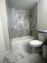 273 SW Sterret Cir, Unit 501 in Port St. Lucie, FL - Foto de edificio - Building Photo