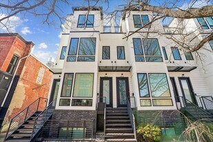 810 13th St NE in Washington, DC - Building Photo