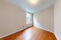 1707 W Diamond St photo'