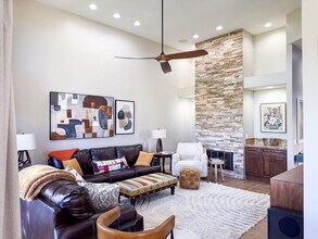 54974 Oak-Tree in La Quinta, CA - Building Photo - Building Photo