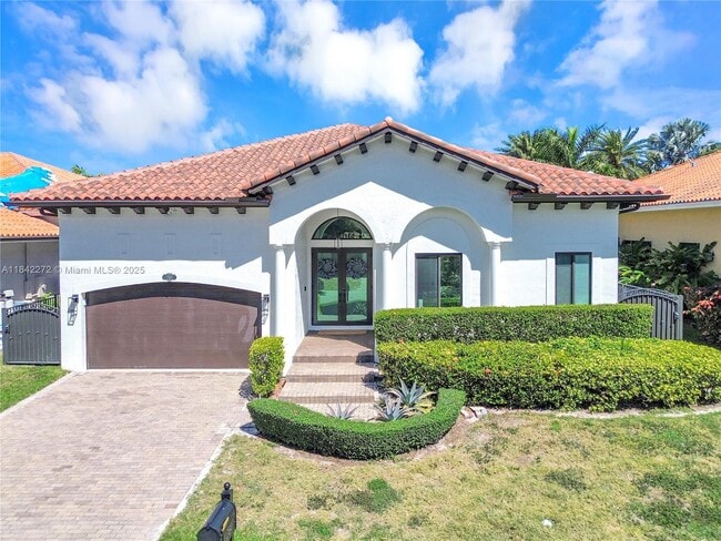 7565 SW 190th St in Cutler Bay, FL - Building Photo - Building Photo