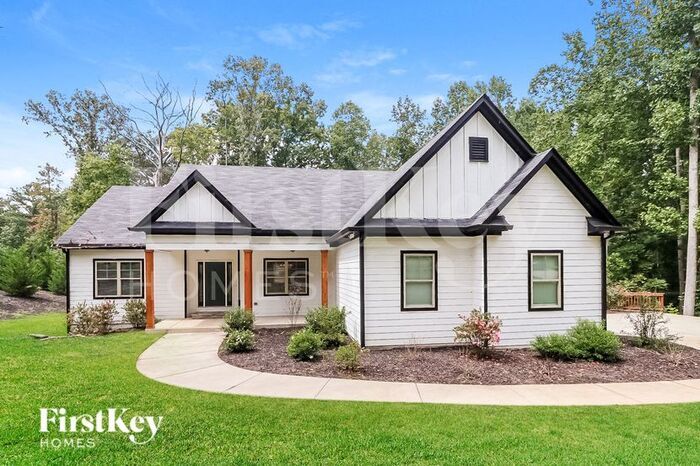 116 Seals Rd in Dallas, GA - Building Photo