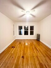 4302 W Shakespeare Ave in Chicago, IL - Building Photo - Building Photo