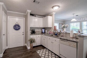 164 Varsity Cir in Huntsville, TX - Building Photo - Building Photo