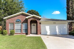3704 Chaddybrook Ln in Fort Worth, TX - Building Photo
