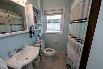 6 Weston St in Hull, MA - Building Photo - Building Photo