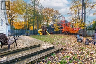 98 33rd St N in Wasaga Beach, ON - Building Photo - Building Photo