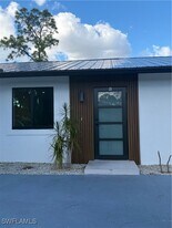 3619 Poplar Way in Naples, FL - Building Photo