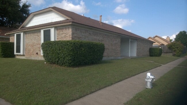 property at 920 N Bryan-Belt Line Rd