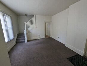 2290 Indiana Ave, Unit 2292 in Columbus, OH - Foto de edificio - Building Photo