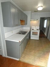 903 S B St in Port Angeles, WA - Building Photo - Building Photo