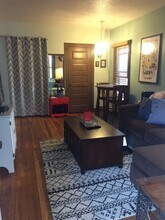 1310 W 28th St, Unit #4 in Minneapolis, MN - Building Photo - Building Photo