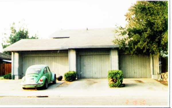 6316 Porterfield Ct in Stockton, CA - Foto de edificio