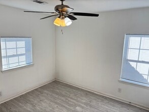 5217 Malmedy Rd in Houston, TX - Building Photo - Building Photo