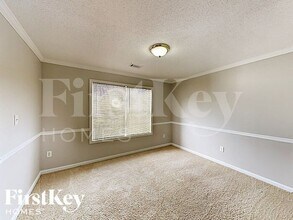 7053 Bowie Dr in Stonecrest, GA - Building Photo - Building Photo