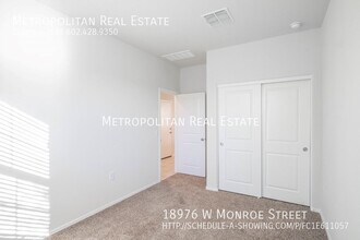 18976 W Monroe St in Buckeye, AZ - Building Photo - Building Photo