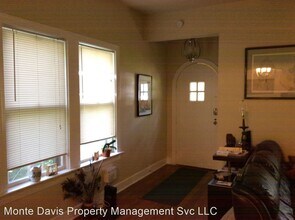 405 E 32nd St in Austin, TX - Building Photo - Building Photo