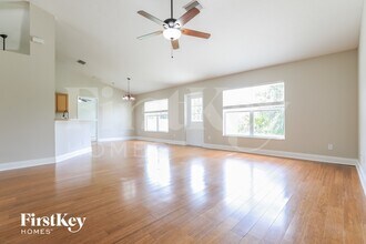 2943 Belleville Terrace in North Port, FL - Foto de edificio - Building Photo