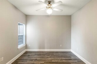 1901 Crossing Pl in Austin, TX - Building Photo - Building Photo