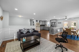 406 Snelling Rd in Raleigh, NC - Building Photo - Building Photo
