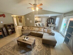 1308 Jeffrine Dr in Crestview, FL - Building Photo - Building Photo