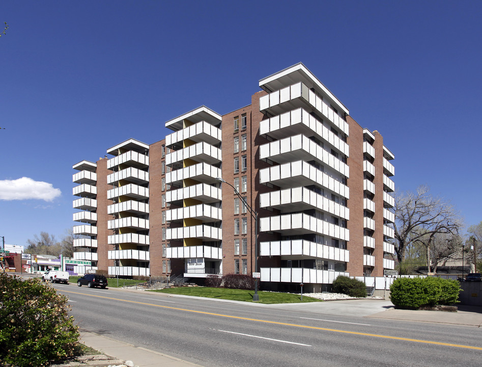 The Tabor House in Denver, CO - Building Photo