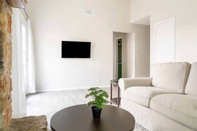 1212 Bonnie Brae St in Austin, TX - Building Photo - Building Photo