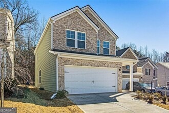 4722 Blake Lp in Atlanta, GA - Building Photo - Building Photo