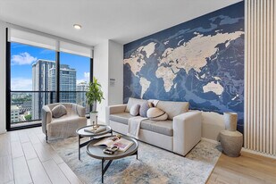 398 NE 5th St in Miami, FL - Building Photo