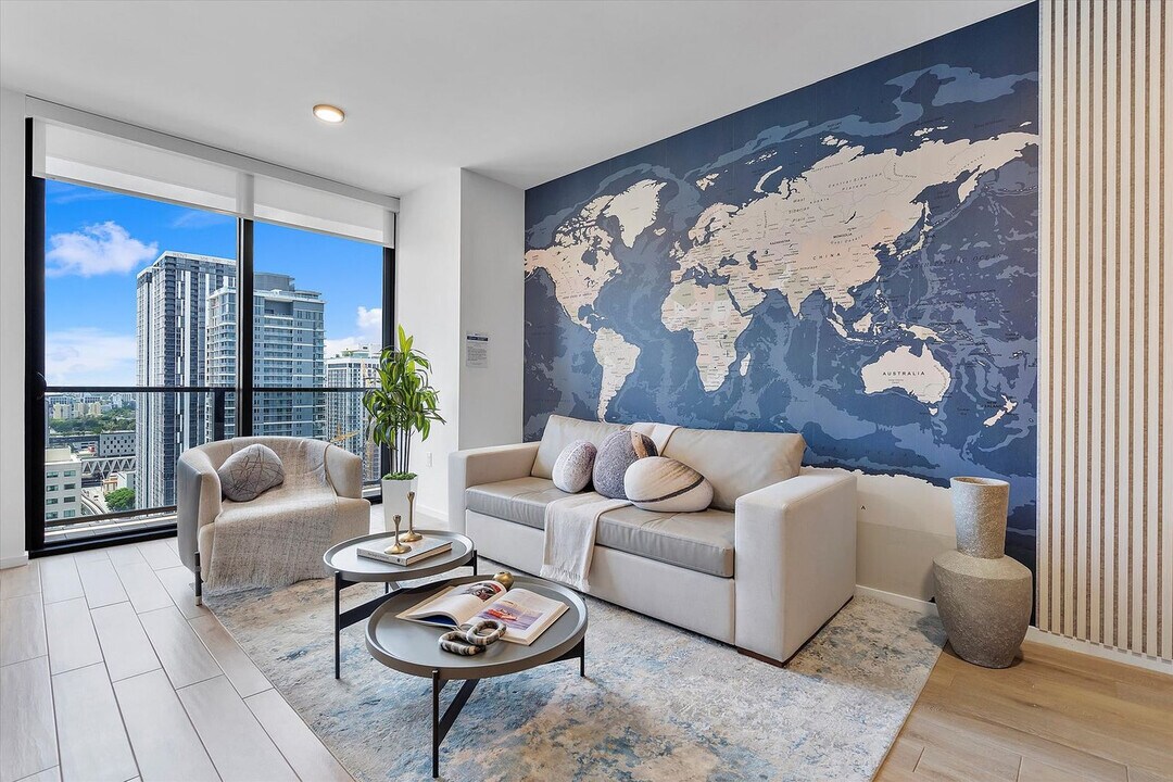 398 NE 5th St in Miami, FL - Building Photo