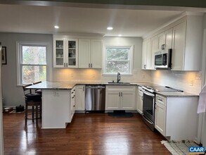 603 Stagecoach Rd in Charlottesville, VA - Building Photo - Building Photo