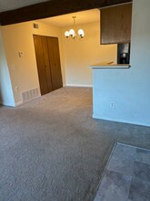 211 Wright St in Lakewood, CO - Foto de edificio - Building Photo