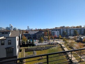 2322 Elizabeth Ml Pl in Charlotte, NC - Building Photo - Building Photo