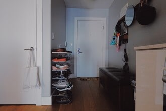 250 Meridian St, Unit 407 in Boston, MA - Building Photo - Building Photo